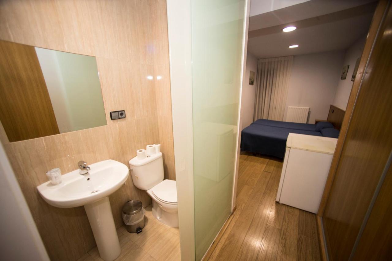 Hostal Caballeros โซรีอา ภายนอก รูปภาพ