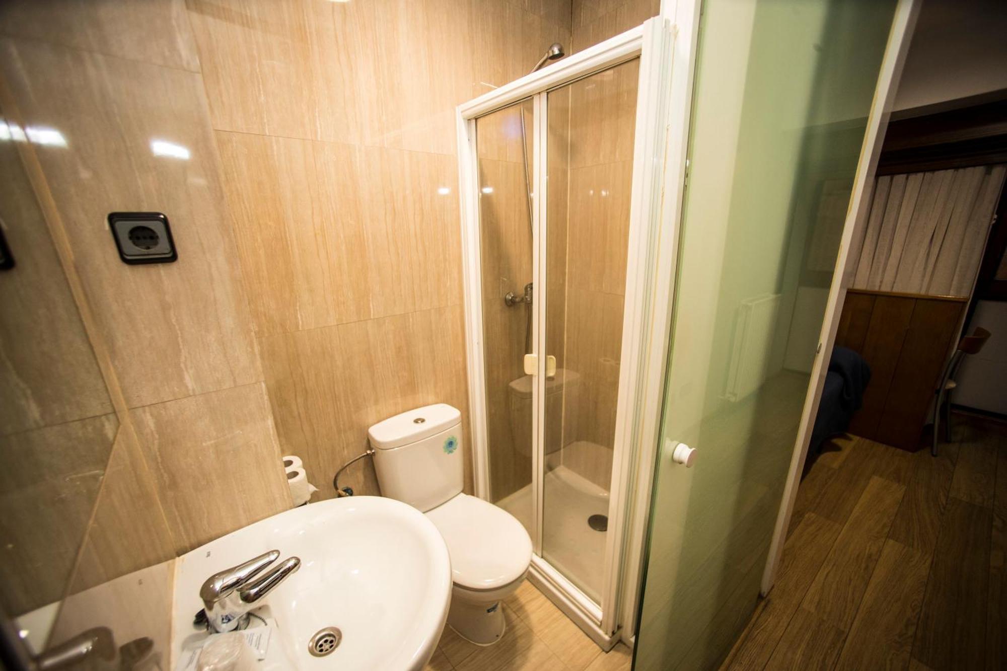 Hostal Caballeros โซรีอา ภายนอก รูปภาพ